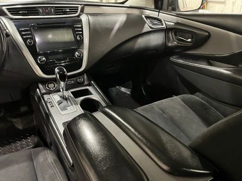 Used 2019 Nissan Murano SV w/ Premium Package image 20