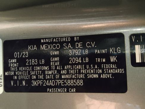Used 2023 Kia Forte LXS FWD image 33