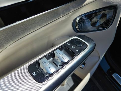 New 2026 Mercedes-Benz GLC 300 4MATIC image 15