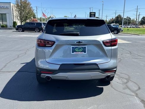 Certified 2024 Chevrolet Blazer LT w/ Convenience Package FWD image 6