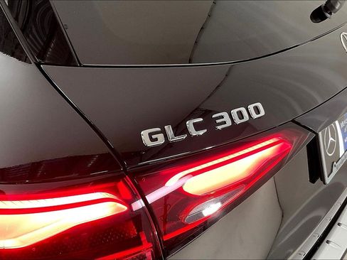 Used 2023 Mercedes-Benz GLC 300 4MATIC image 21
