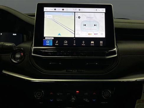 New 2026 Jeep Compass Trailhawk w/ Sun, Sound & Navigation Group image 9