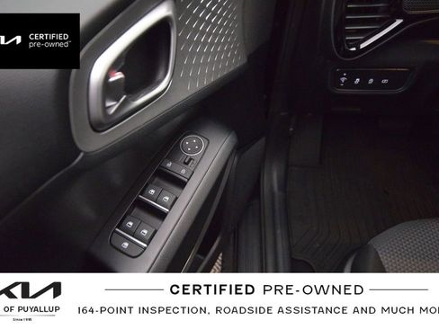 Certified 2023 Kia Soul S image 28