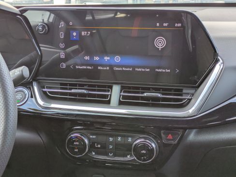 New 2026 Chevrolet Trax RS w/ Sunroof Package image 5