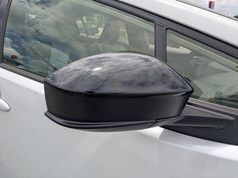 New 2025 Toyota Prius XLE FWD image 23