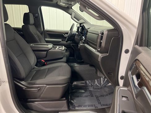 Certified 2023 Chevrolet Silverado 1500 LT w/ Z71 Off-Road Package image 8