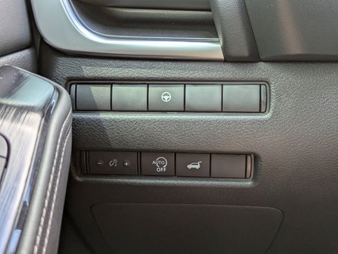 New 2026 Nissan Rogue SV FWD image 27