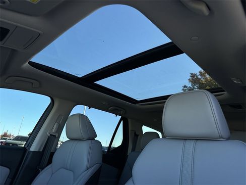 New 2025 Honda Pilot Touring image 22