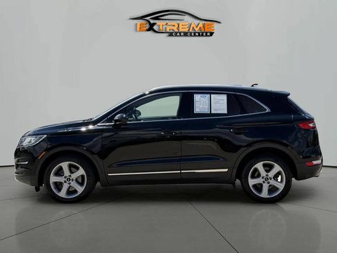 Used 2017 Lincoln MKC Premiere FWD image 3
