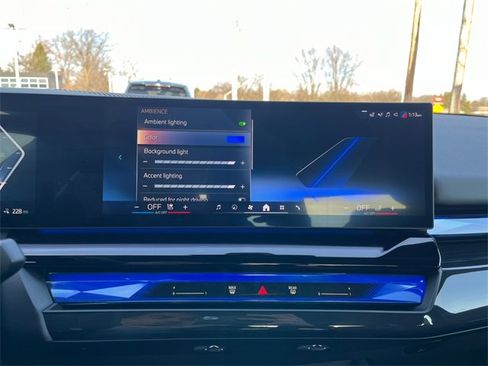 Certified 2025 BMW i5 xDrive40 w/ Premium Package image 24