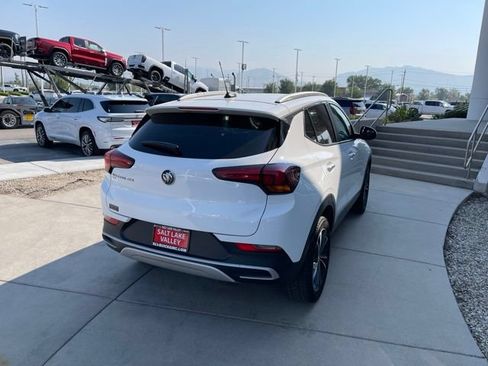 Used 2021 Buick Encore GX Select AWD/4WD image 5