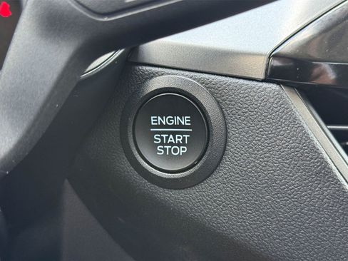 Used 2023 Ford Escape Active image 25