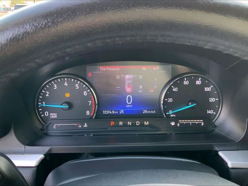 Used 2021 Ford Explorer XLT w/ Equipment Group 202A AWD/4WD image 25