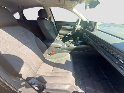 Certified 2024 Honda Accord EX image 30