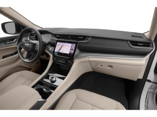 Used 2022 Jeep Grand Cherokee L Limited w/ Black Appearance Package AWD/4WD image 15