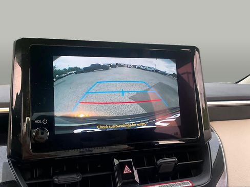 Used 2025 Toyota Corolla LE FWD image 26