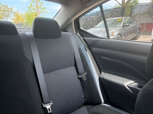 Used 2025 Nissan Versa SV FWD image 32