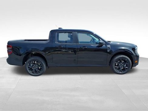 New 2026 Ford Maverick Lariat w/ Black Appearance Package AWD/4WD image 13