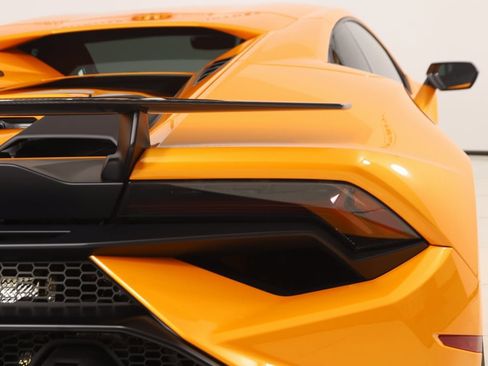 Used 2023 Lamborghini Huracan Tecnica image 82