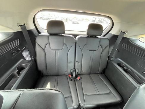 Used 2023 Kia Sorento SX AWD/4WD image 24