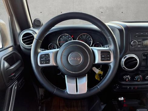 Used 2014 Jeep Wrangler Sport image 21