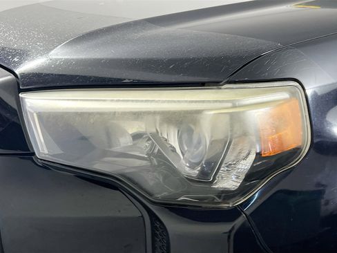 Used 2016 Toyota 4Runner SR5 image 11