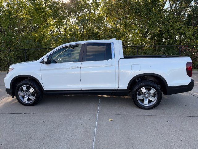 Certified 2025 Honda Ridgeline RTL image 2