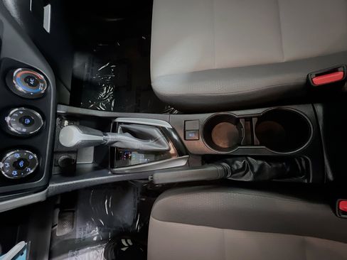 Used 2017 Toyota Corolla L w/ Carpet Mat Package (TMS) image 21