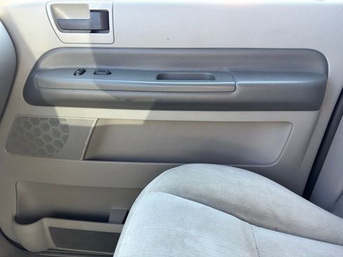 Used 2004 Ford Freestar SES image 21