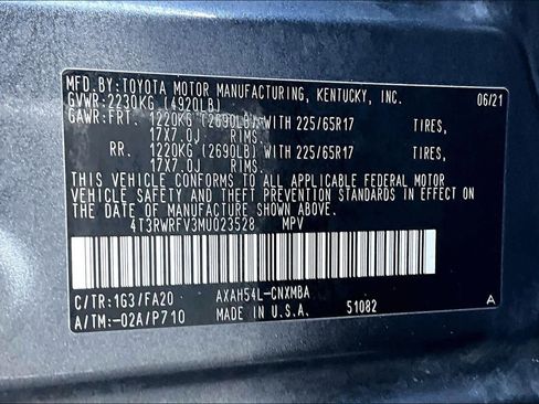 Used 2021 Toyota RAV4 XLE image 28