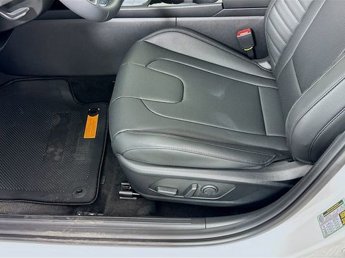 New 2026 Hyundai Elantra Limited w/ Cargo Package image 20