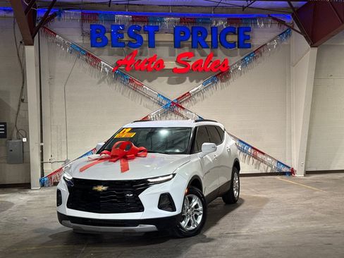 Used 2019 Chevrolet Blazer LT FWD image 1