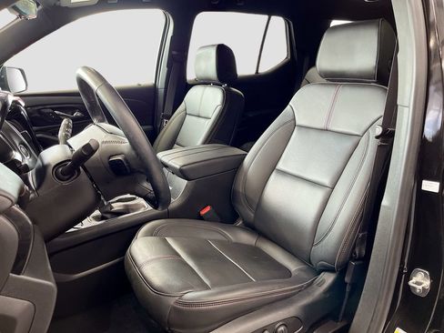 Used 2023 Chevrolet Traverse RS w/ LPO, Floor Liner Package FWD image 22