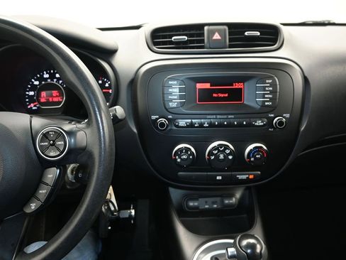 Used 2014 Kia Soul image 21