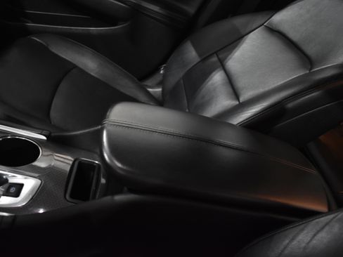 Used 2016 Chevrolet Malibu Hybrid w/ Leather Package image 27