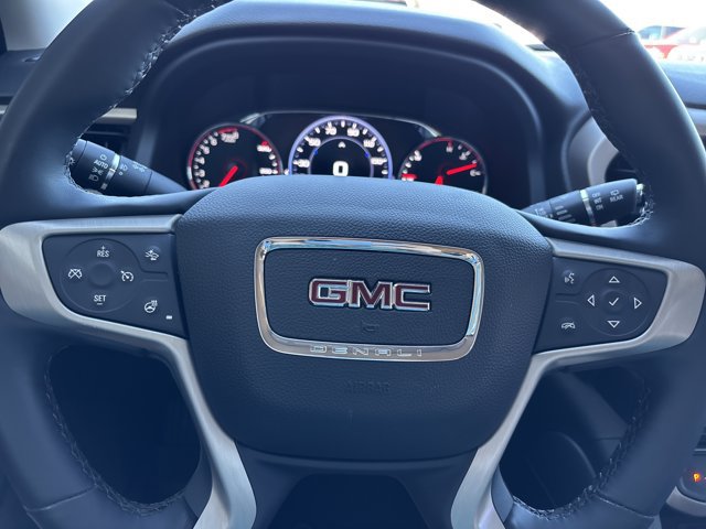 Used 2023 GMC Acadia Denali w/ Denali Technology Package AWD/4WD image 28