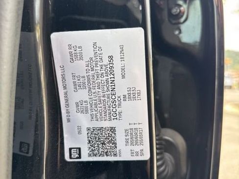 Used 2022 Chevrolet Colorado LT w/ Redline Special Edition image 27