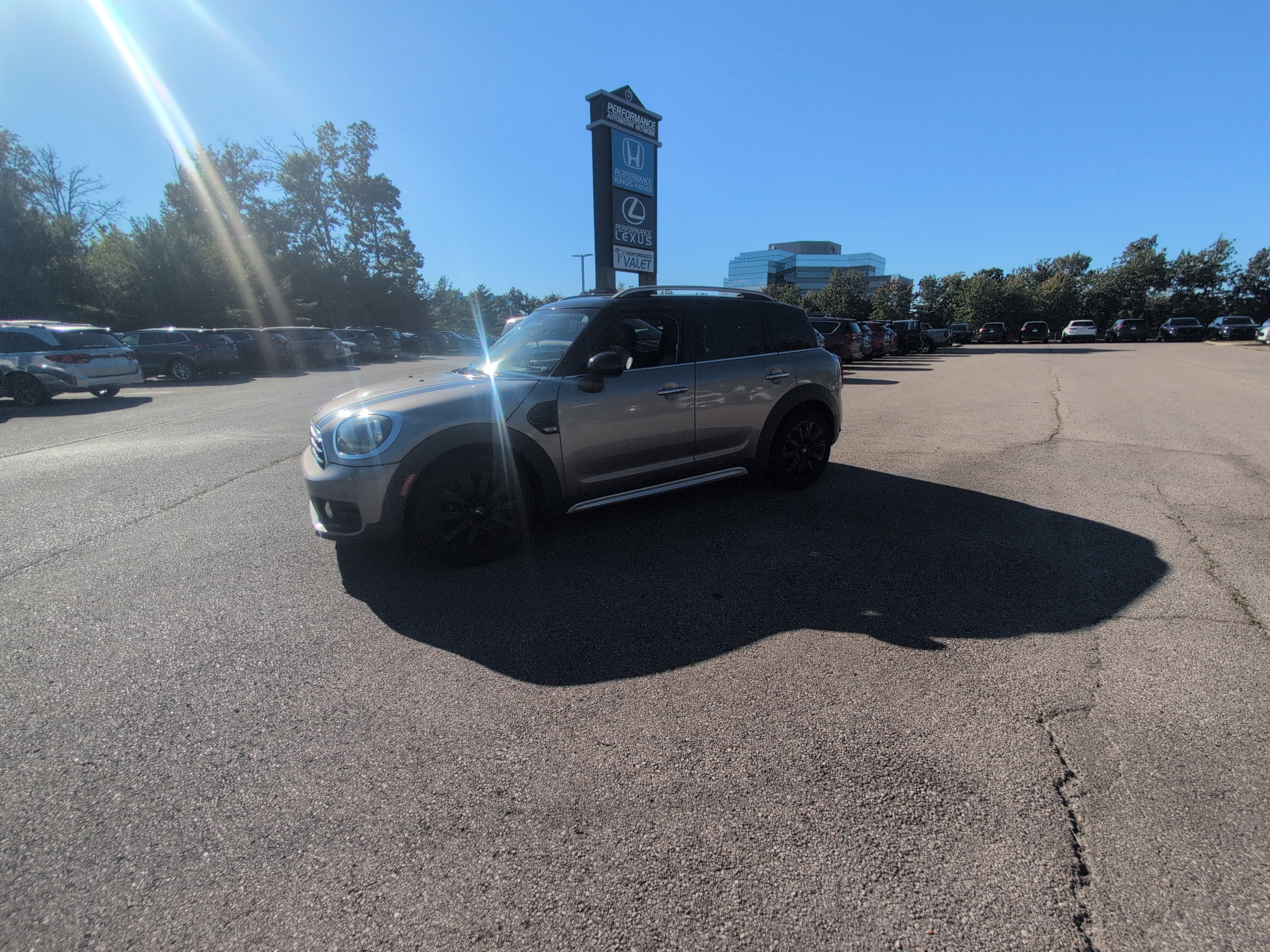 Used 2017 MINI Cooper Countryman FWD image 9