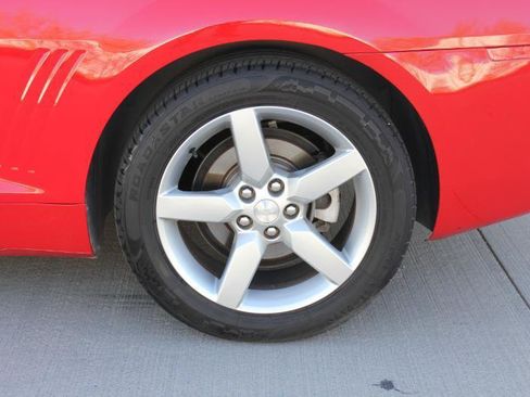 Used 2011 Chevrolet Camaro LT RWD image 32