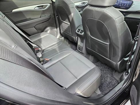 Certified 2024 Buick Envision Avenir image 19