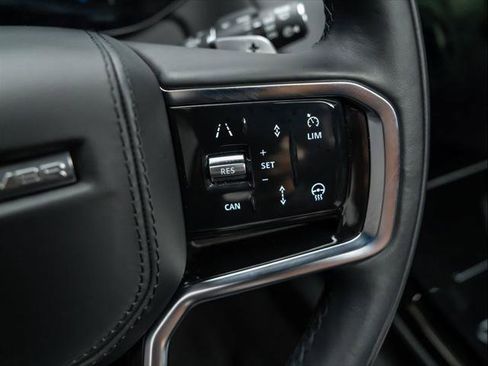 New 2025 Land Rover Range Rover Sport SE image 20