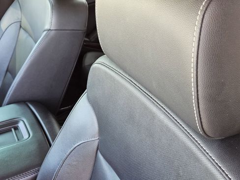 Used 2020 GMC Yukon SLT w/ Premium Edition image 31