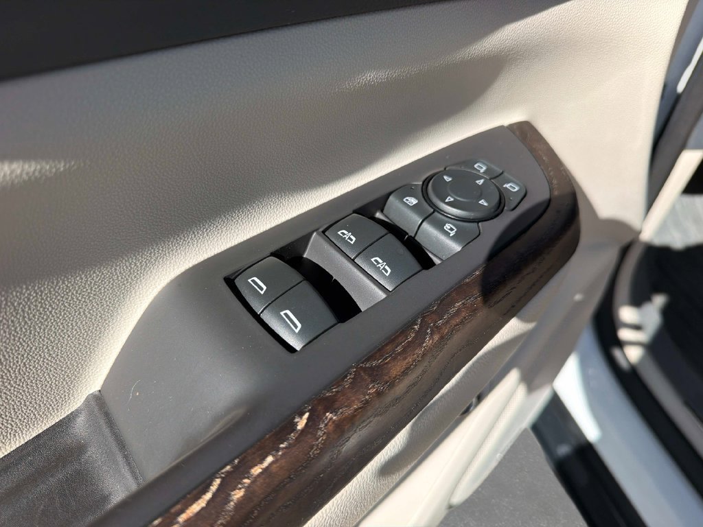 Used 2020 GMC Acadia Denali w/ Denali Ultimate Package AWD/4WD image 20