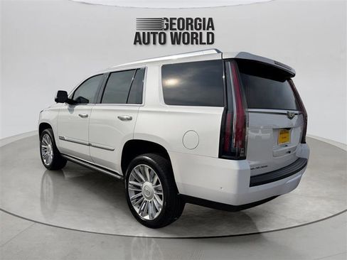 Used 2018 Cadillac Escalade Premium Luxury w/ LPO, Radiant Package image 15