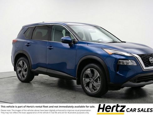 Used 2025 Nissan Rogue SV AWD/4WD image 1