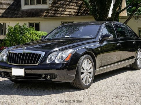 Used 2009 Maybach 62 S RWD image 14