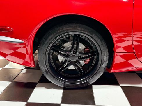 Used 1999 Chevrolet Corvette Convertible w/ Memory Pkg RWD image 42