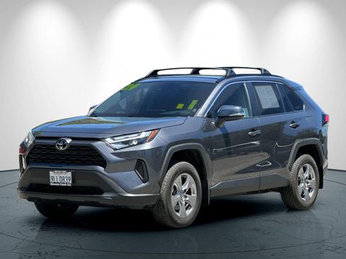 Used 2024 Toyota RAV4 XLE w/ Convenience Package AWD/4WD image 8