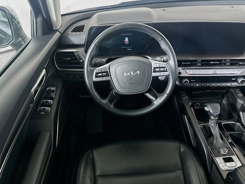 Used 2025 Kia Telluride S image 18