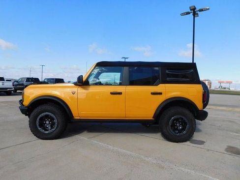 Used 2021 Ford Bronco Badlands image 30